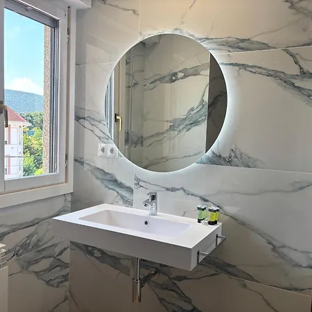 H Pelayo Auto Check-in