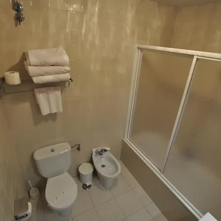 Hotel Pelayo 2*